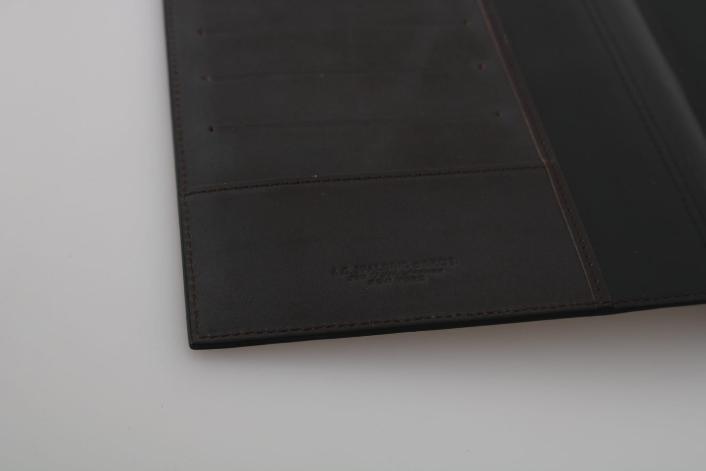 A.G. Spalding & Bros Elegant Leather Passport Wallet - Sleek Travel Essential