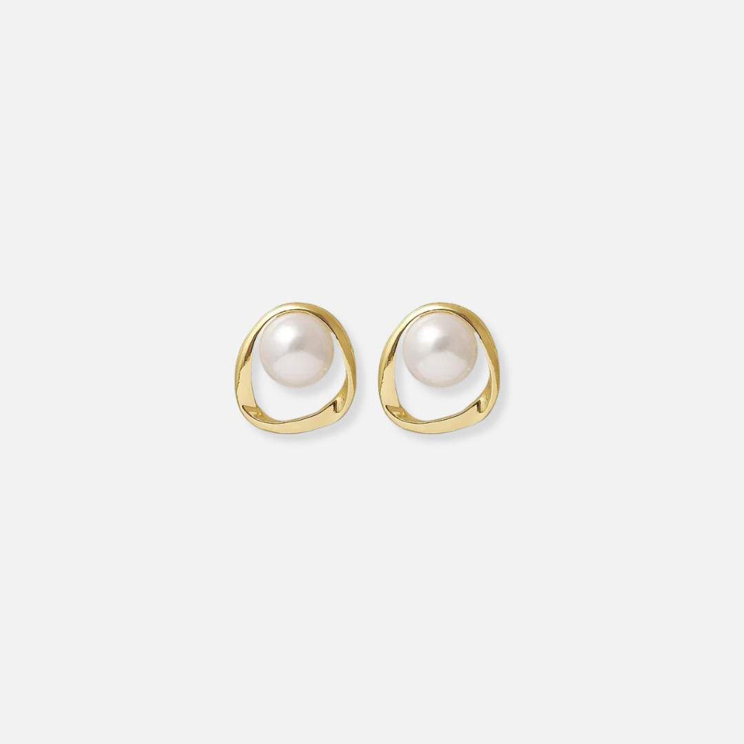 EMMA | Vintage Pearl Earrings