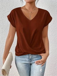 Birgit™ | Casual T-shirt with Sweetheart Neckline