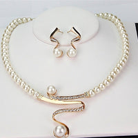 VENUS | Pearl Necklace + Earrings