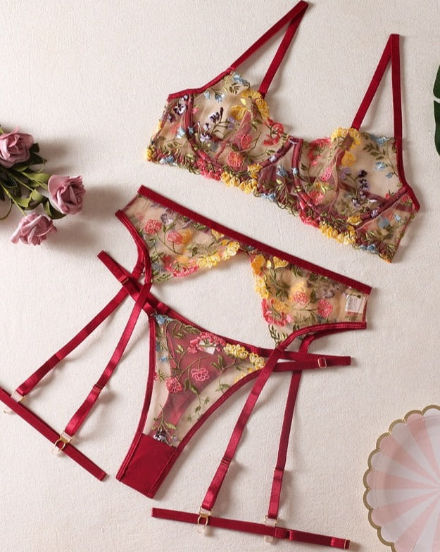 DAISY | 3-Piece French Lingerie Set - Retail Flare