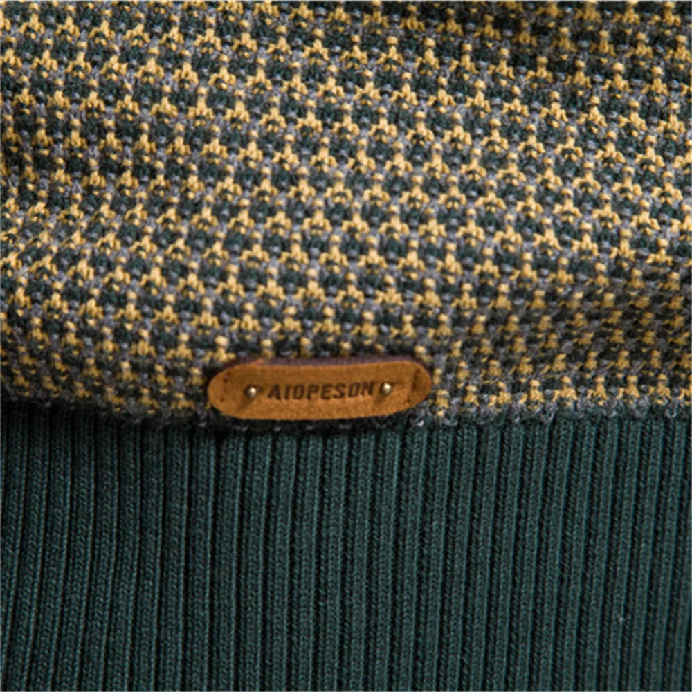 VAN TILBURGH™ | Men's Sweater with Checkered Pattern - Retail Flare