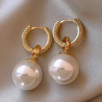 MILA | Elegant Pearl Earrings