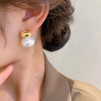 AERI | Vintage Pearl Earrings